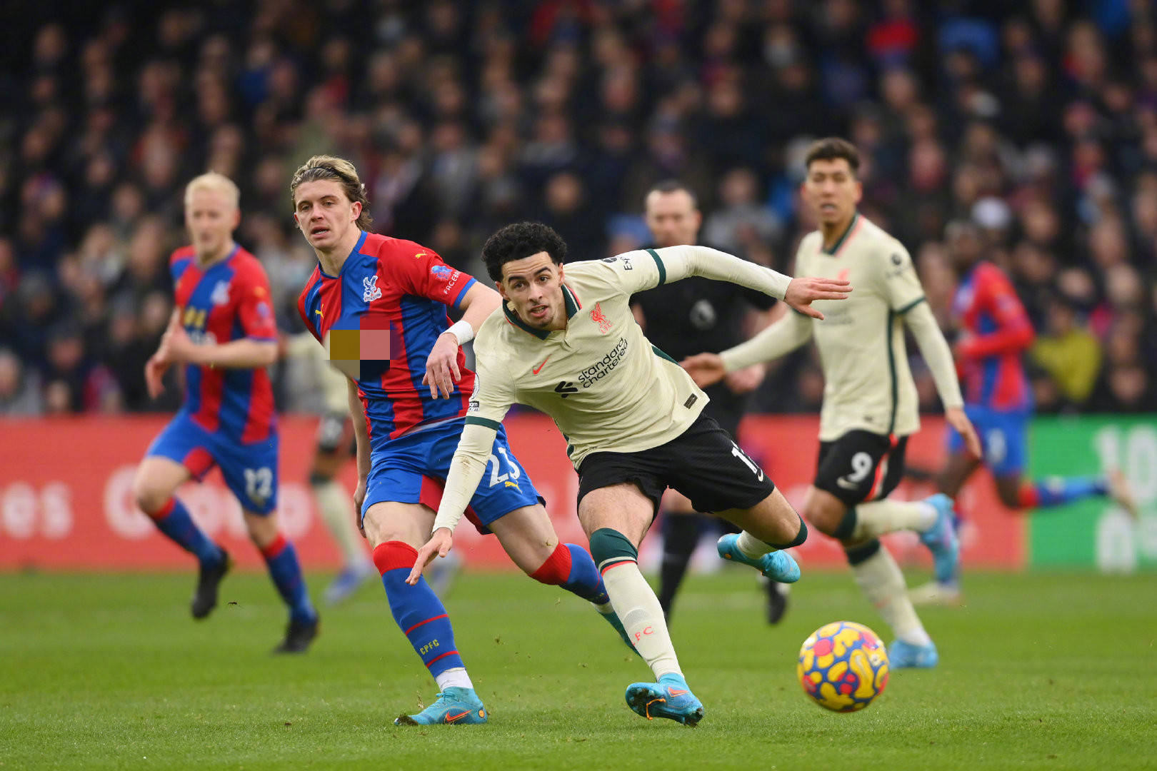 而首回合的 而首回合的